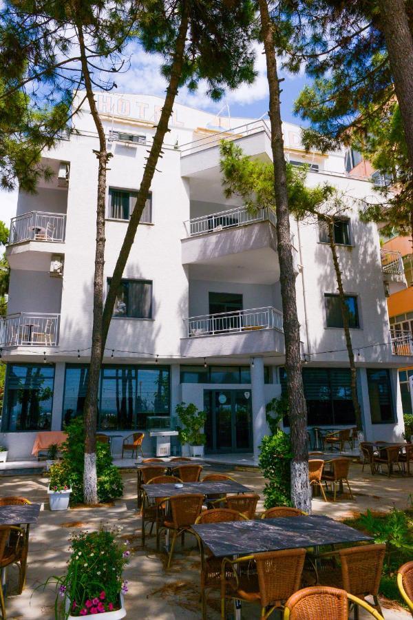 Hotel Andi Durrës Exterior foto